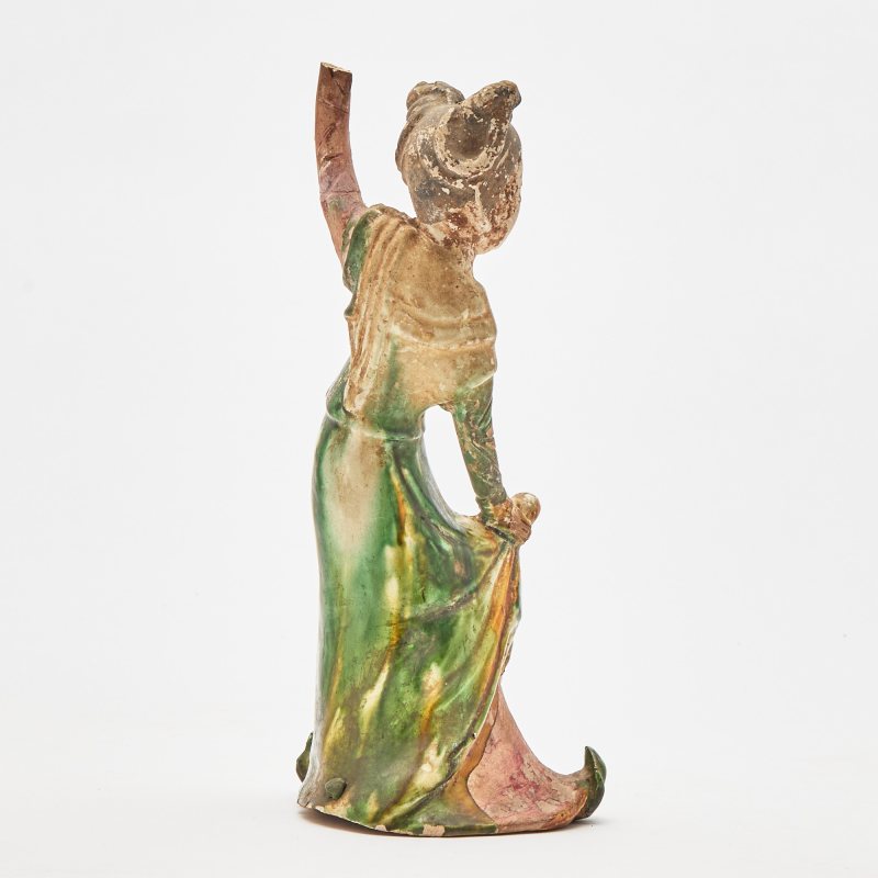 A Chinese Sancai-Glazed Pottery Figure - 图3