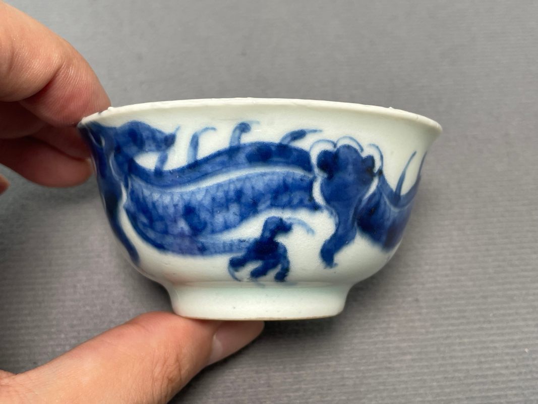 清中期 青花过墙龙纹茶园 - 图8