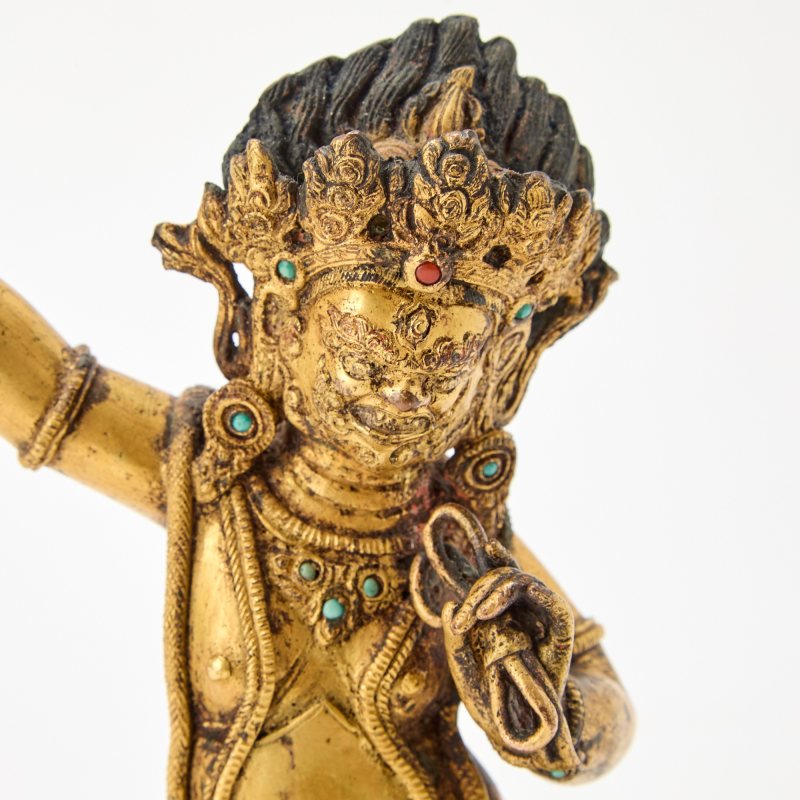 A Tibetan Gilt Bronze Figure of Vajrapani - 图4