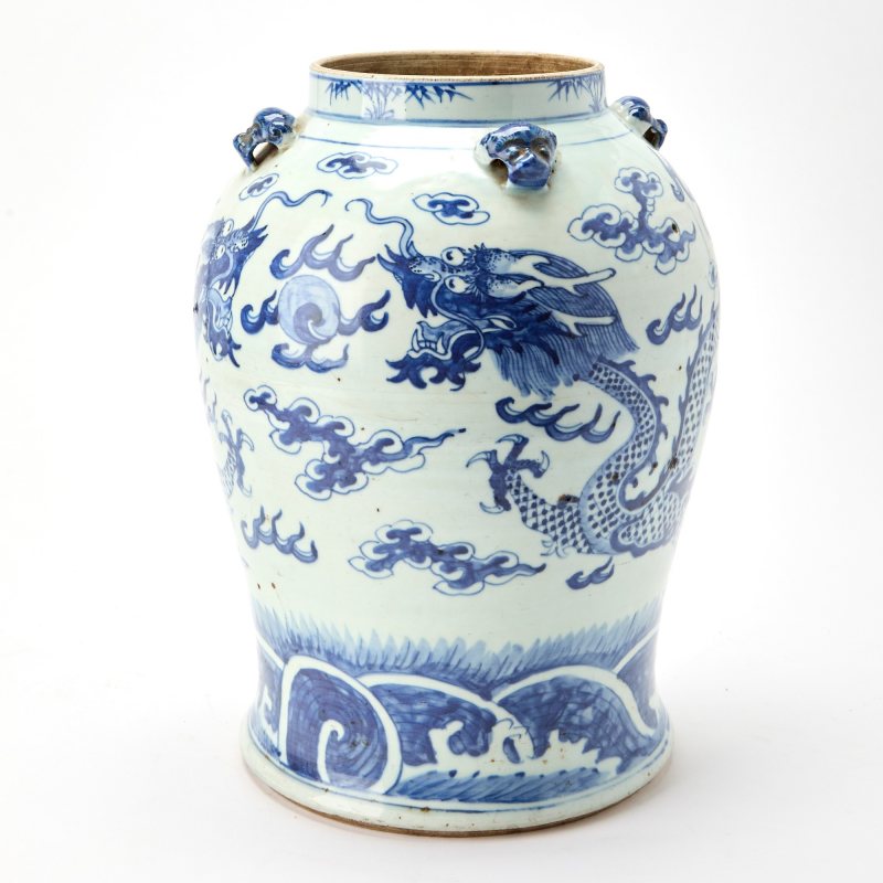 Two Chinese Blue and White Porcelain Baluster Jars - 图3