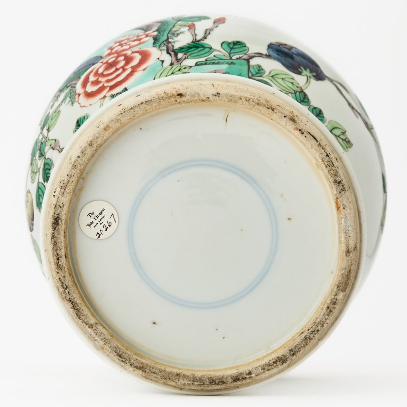 A Chinese Famille Verte Porcelain Baluster Jar - 图4