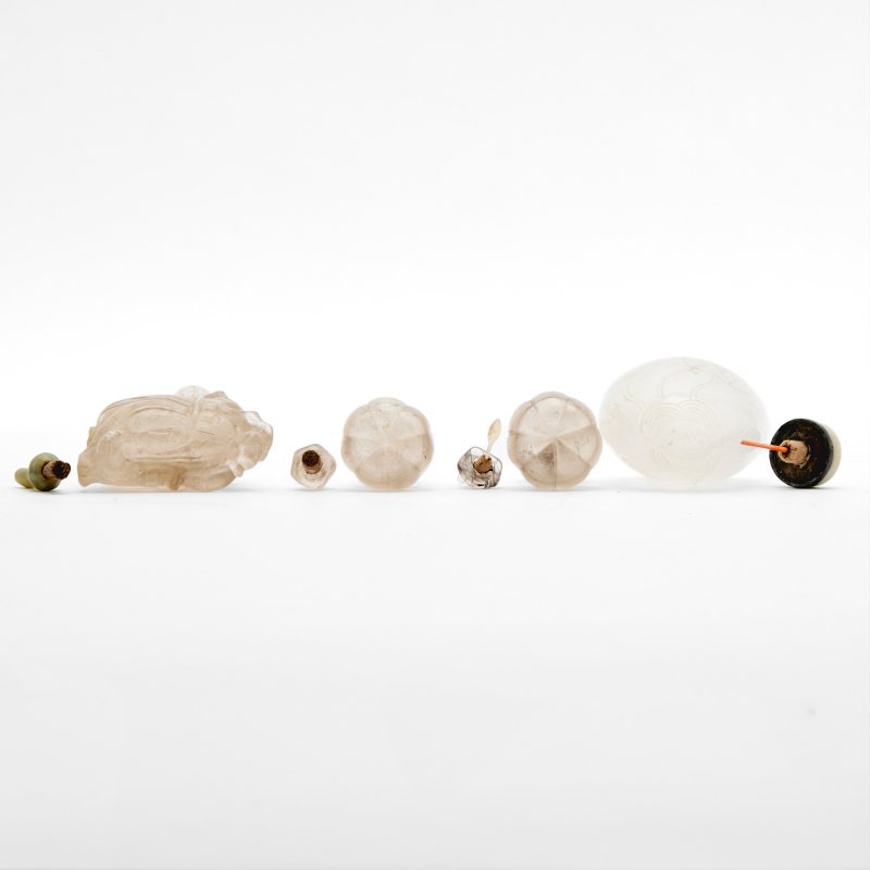Four Chinese Carved Rock Crystal Snuff Bottles - 图4