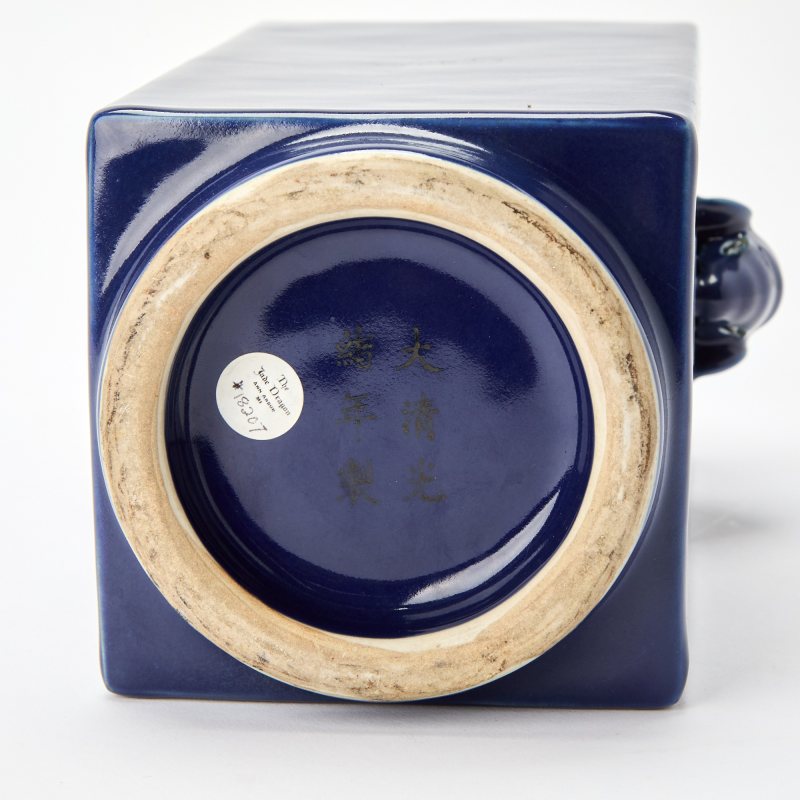 A Chinese Blue Glazed Porcelain Vase, Cong - 图5