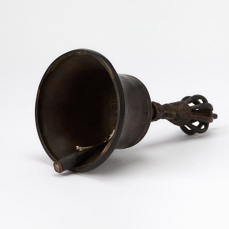 Two Tibetan Bronze Ritual Articles - 图3