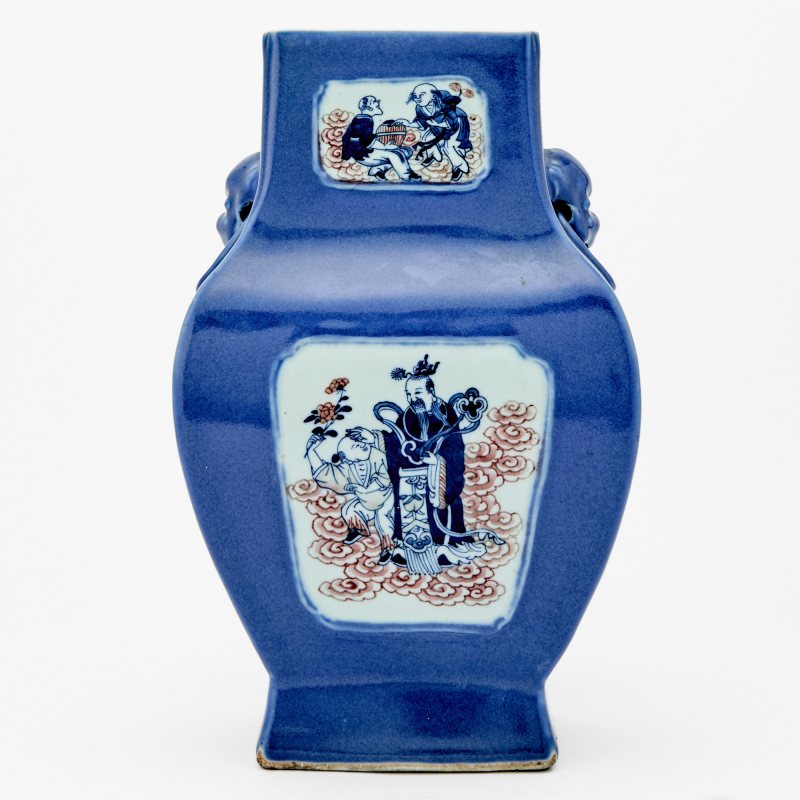 A Chinese Blue and White and Copper-Red-Decorated Square-Form Hu Vase - 图2