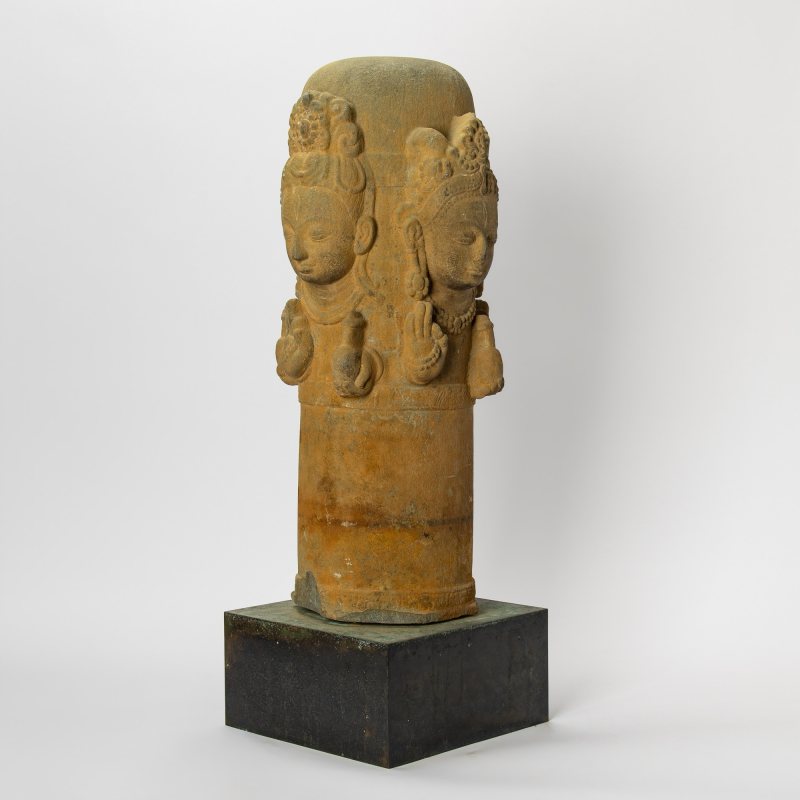 A Rare Nepalese Carved Stone Chaturmukha Lingam - 图6