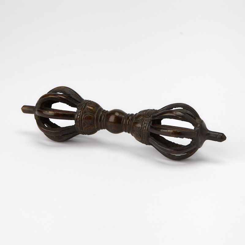 Two Tibetan Bronze Ritual Articles - 图6
