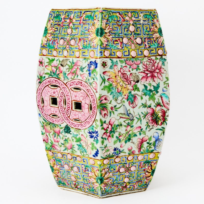 A Chinese Famille Rose Porcelain Garden Stool