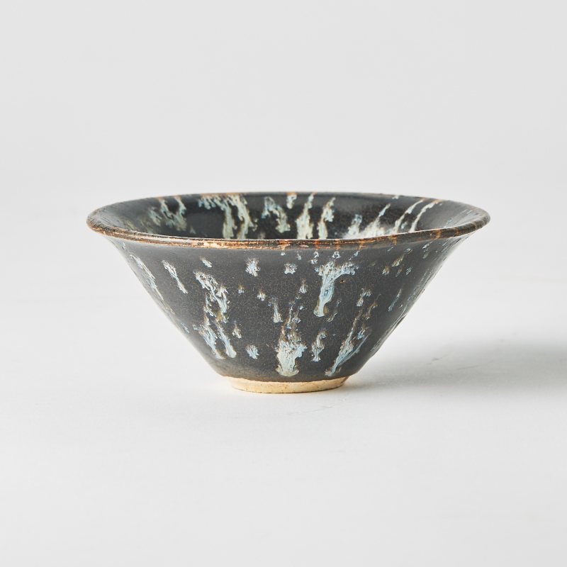A Chinese Jizhou-Type Glazed Tortoiseshell Tea Bowl - 图5