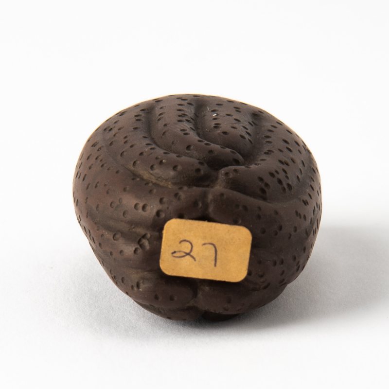 A Chinese Yixing Pottery Snuff Bottle - 图4