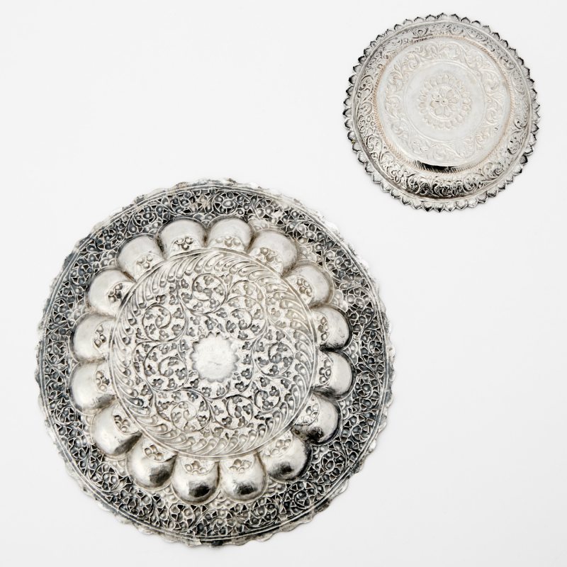 Assorted Group of Indian, Chinese, and Southeast Asian Silver and Silvered Metal Articles - 图6