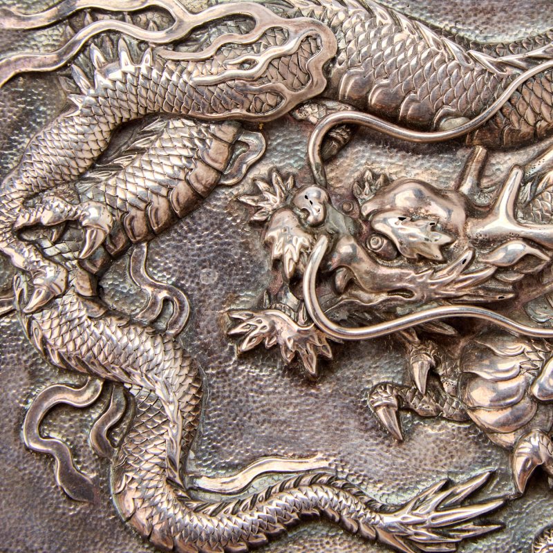 A Japanese Export Silver 'Dragon' Box - 图8