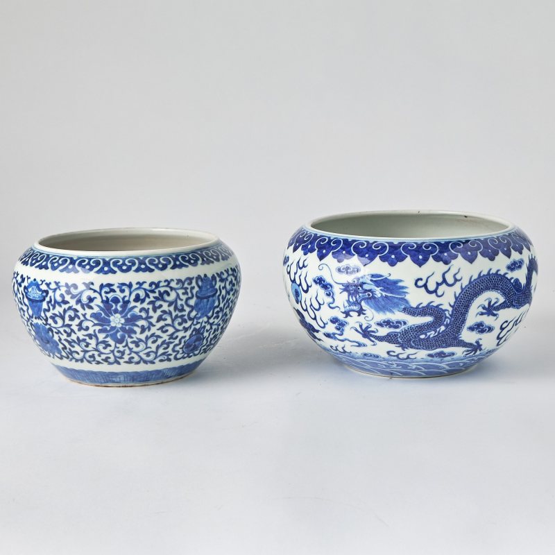 Two Chinese Blue and White Porcelain Alms Bowls - 图2