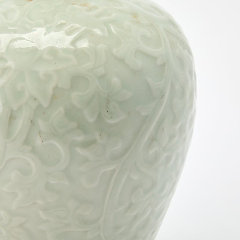 A Chinese Celadon Glazed Porcelain Vase, Meiping - 图4