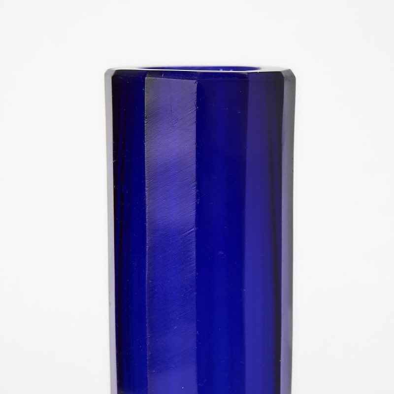 A Chinese Blue Glass Vase - 图3