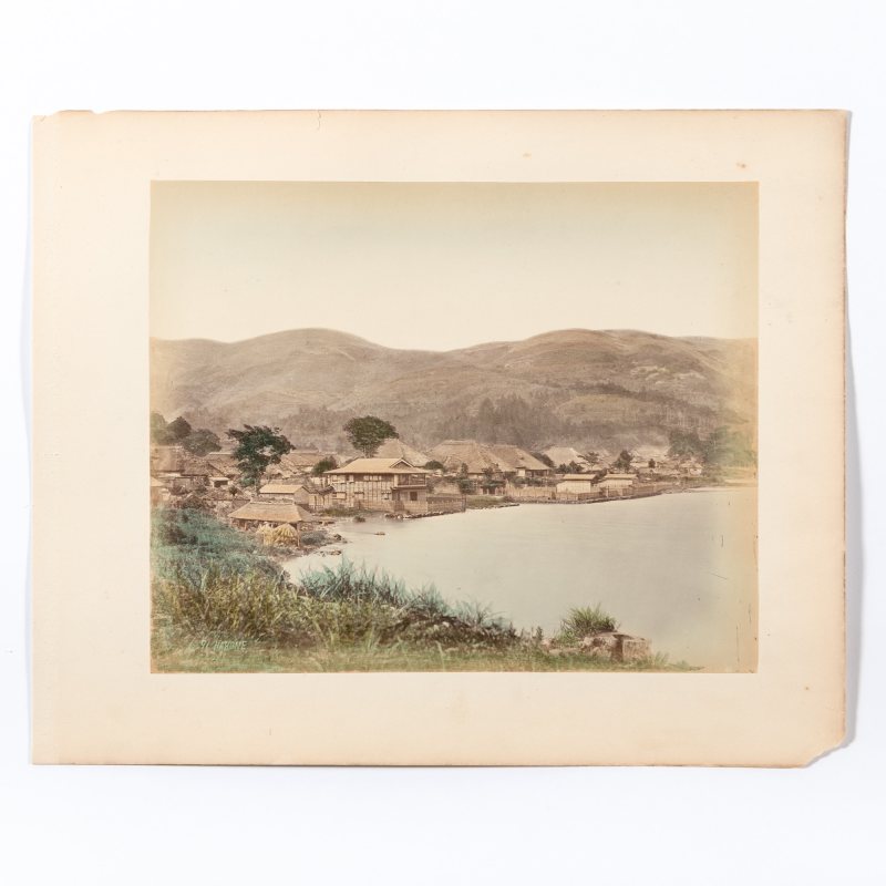 A Group of Japanese Albumen Prints Depicting Architectural and Man-made Structures - 图3
