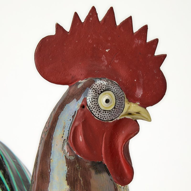 A Pair of Chinese Enameled Porcelain Roosters - 图6