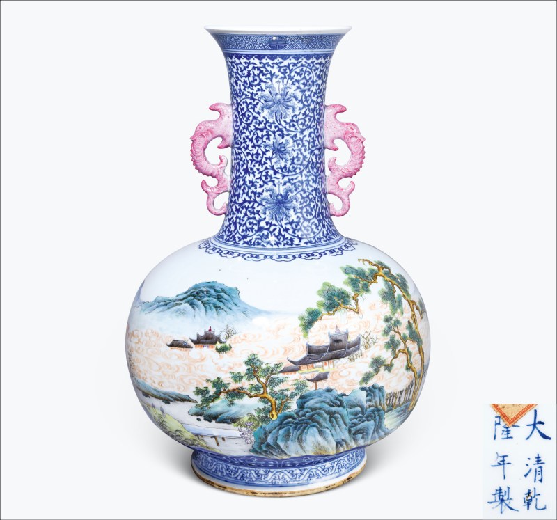 清晚期 青花缠枝莲纹开光粉彩山水人物纹螭耳尊