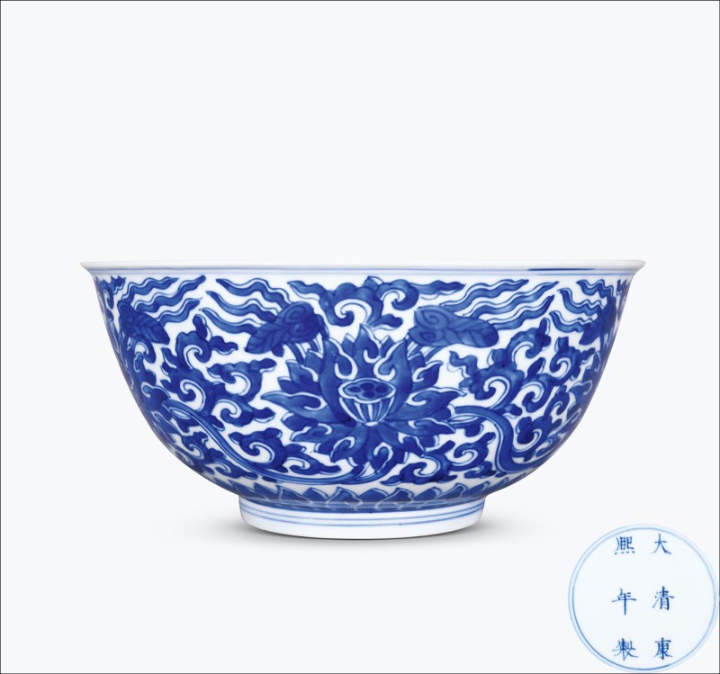 清康熙 青花缠枝莲纹大碗 - 图1