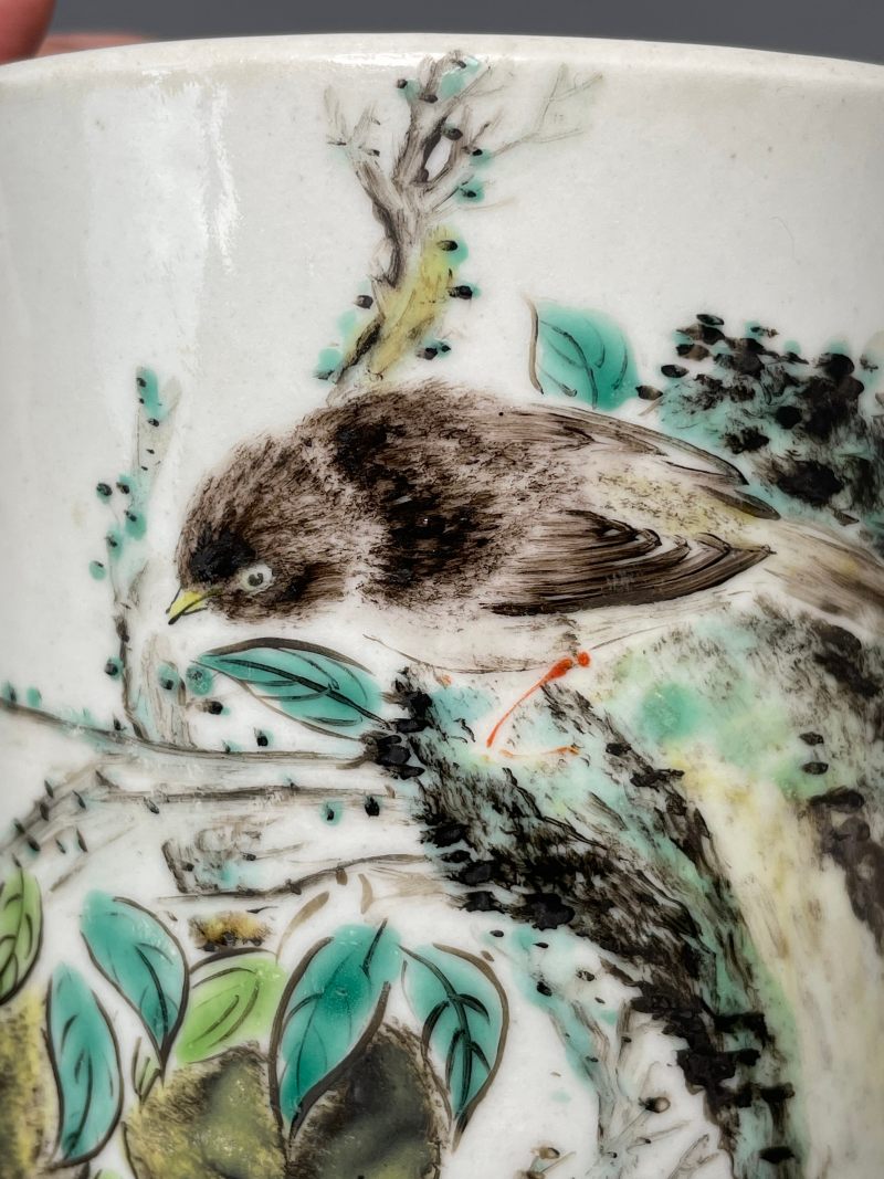 民国 浅绛彩花鸟图笔筒 - 图10