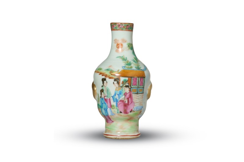 清同治 广彩人物图小瓶 - 图1