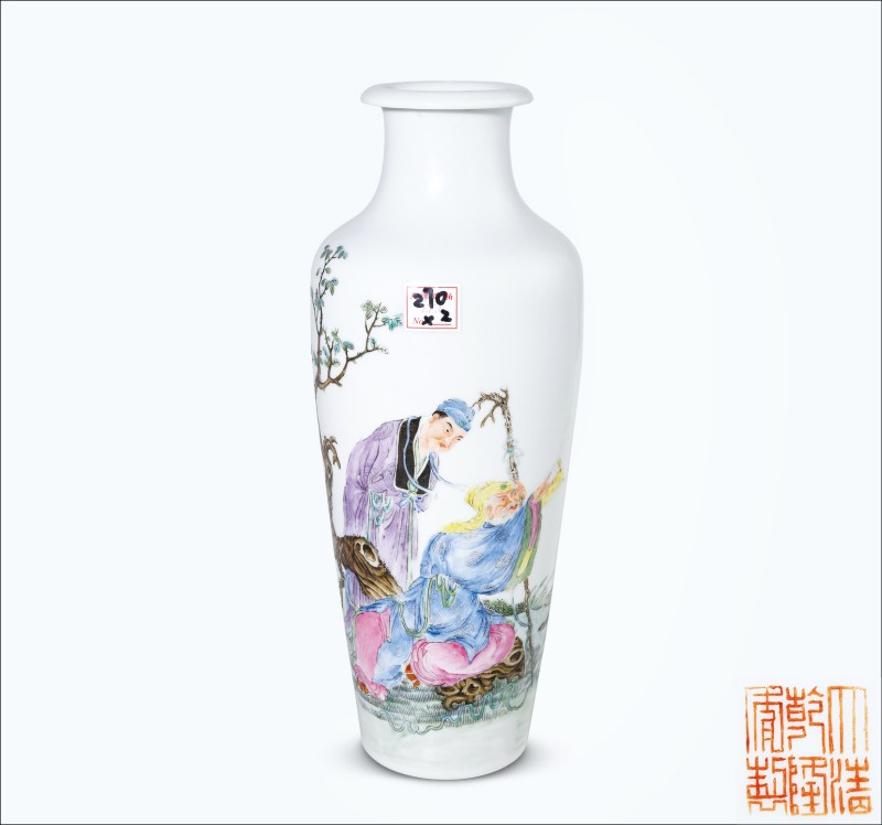 民国 粉彩人物故事图盘口瓶