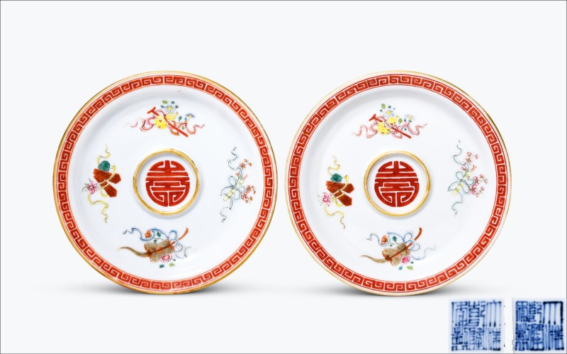 清乾隆 粉彩暗八仙纹盏托一对 - 图1