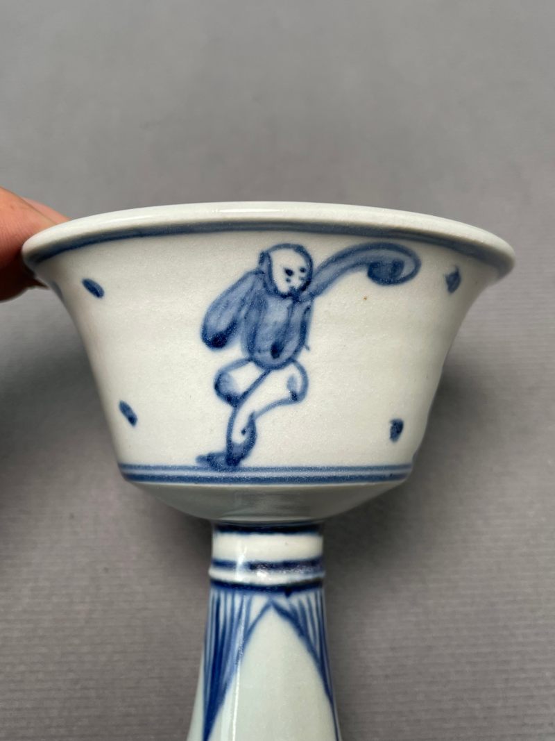 明天启 眀天启 青花婴戏图高足杯 - 图5