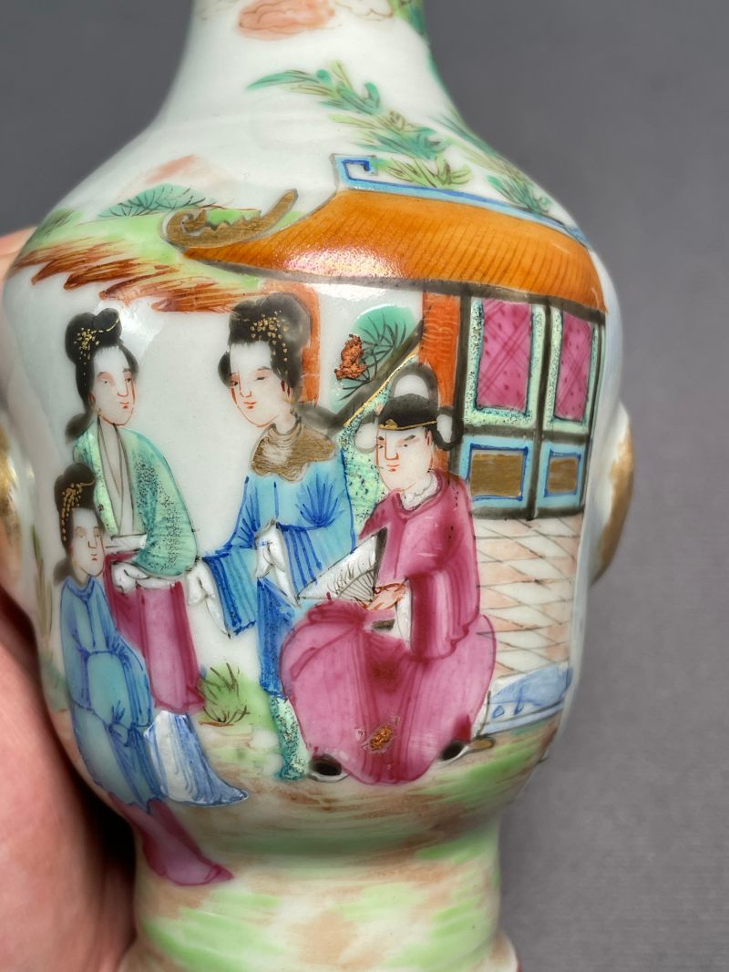 清同治 广彩人物图小瓶 - 图8