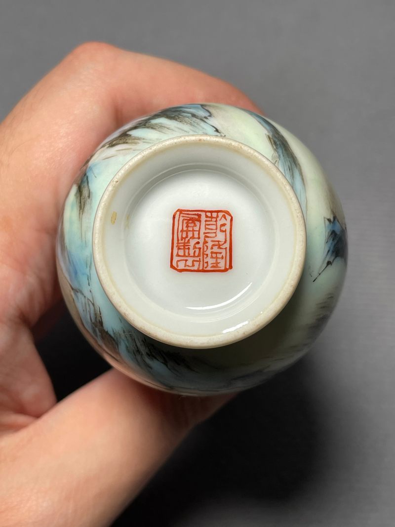 现代 粉彩竹林七贤图小瓶 - 图15
