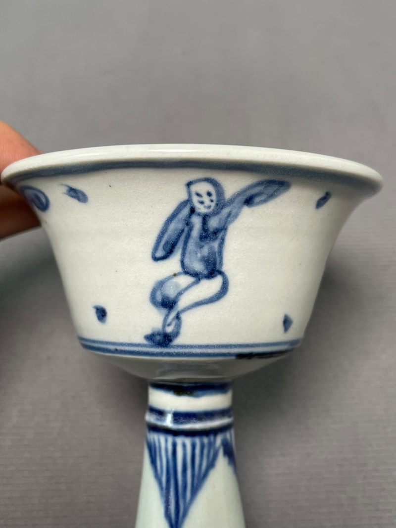 明天启 眀天启 青花婴戏图高足杯 - 图7