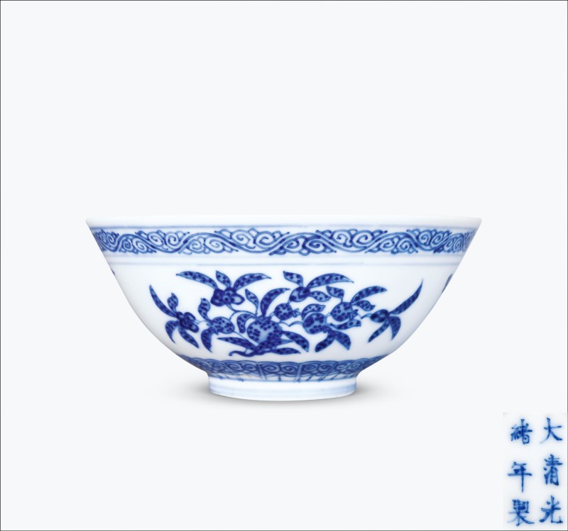 清光绪 青花三多纹碗