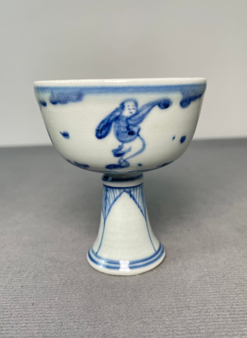 明天启 眀天启 青花婴戏图高足杯 - 图3