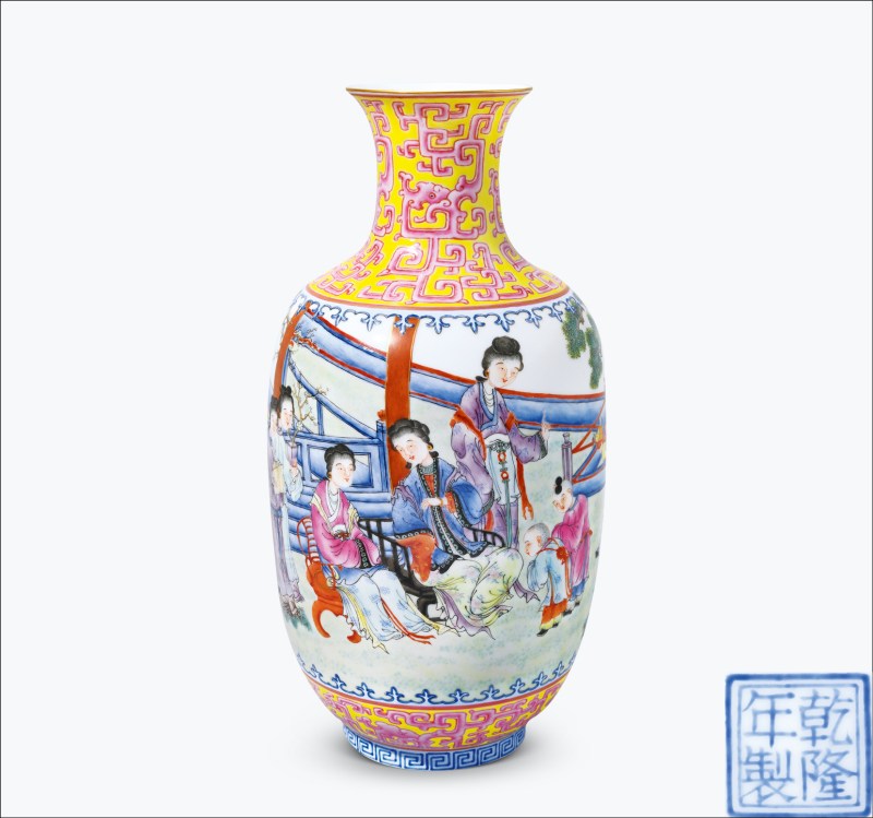 民国 仿珐琅彩教子图瓶