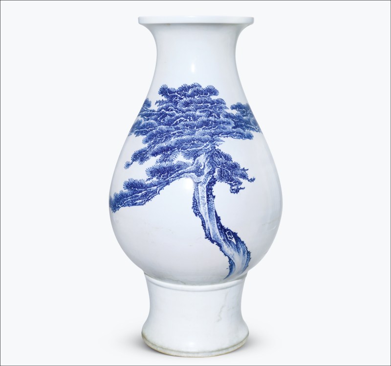 民国 青花苍松图大琵琶尊