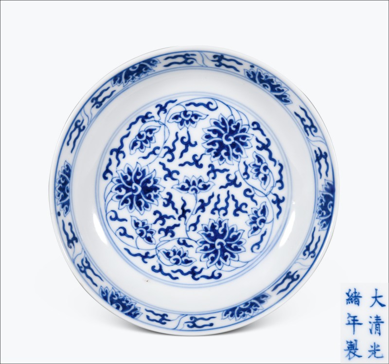 清光绪 青花缠枝莲纹盘 - 图1