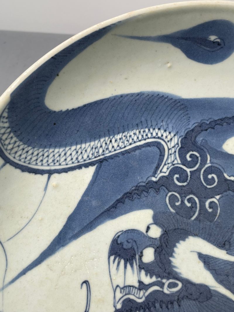 清乾隆 青花过墙龙纹盘 - 图6