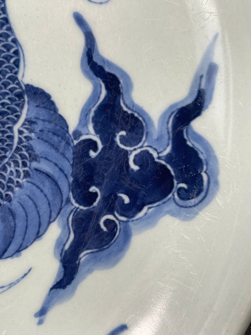 清雍正 青花过墙龙纹盘 - 图11