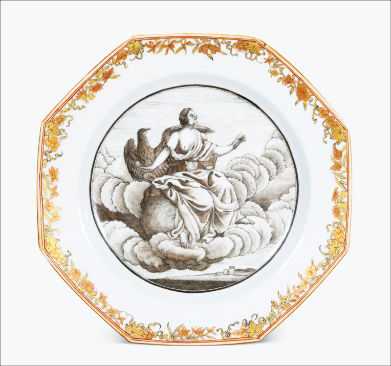 清乾隆 墨彩矾红描金朱庇特与神鹰神话故事图八方折沿盘