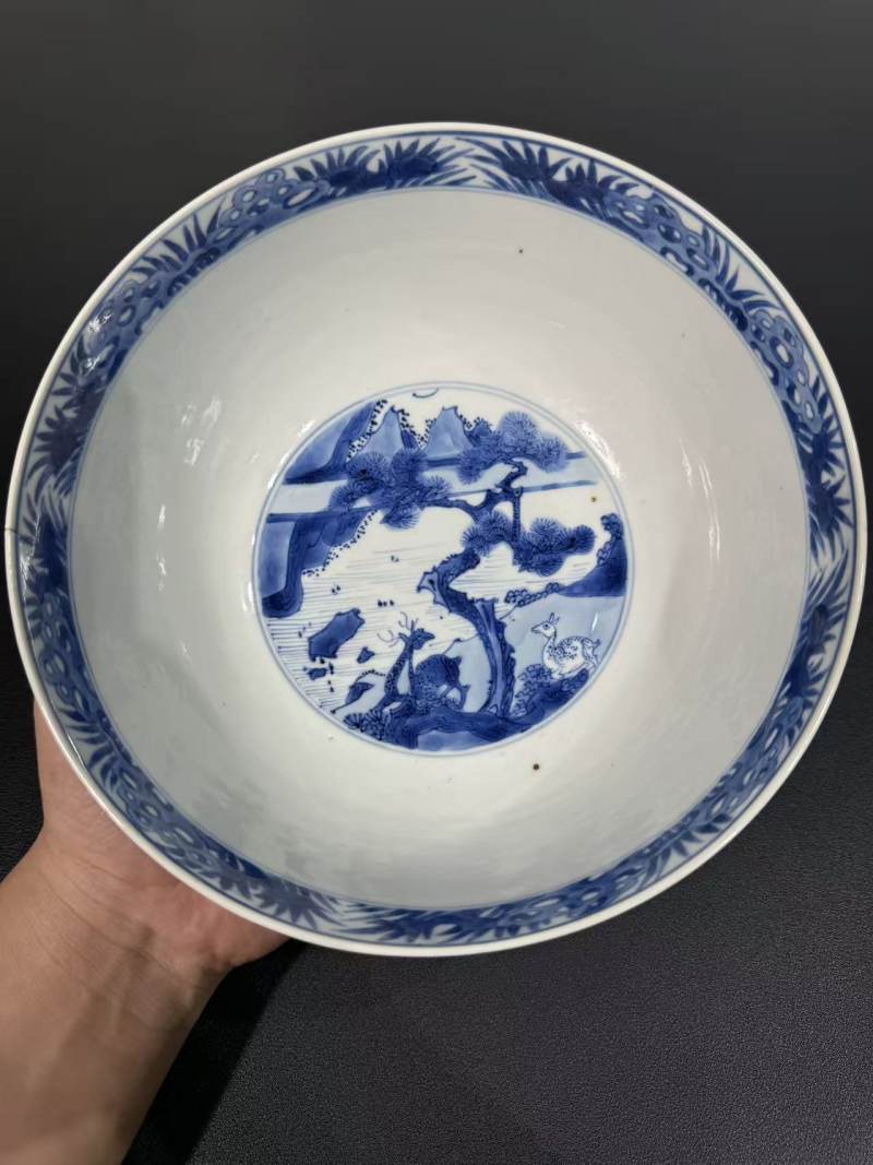 清康熙 青花春山聚贤图敦式碗 - 图6