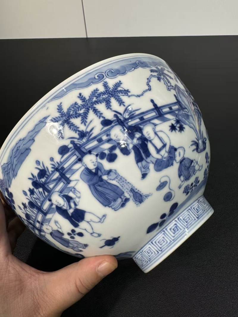 清康熙 青花庭院婴戏图大碗 - 图8