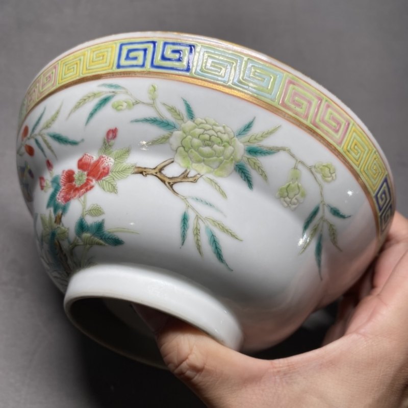 清光绪 粉彩花卉吉庆纹碗 - 图6