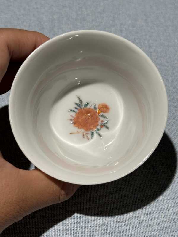 民国 粉彩加珐琅彩十二花神诗文马蹄杯十二只 - 图35
