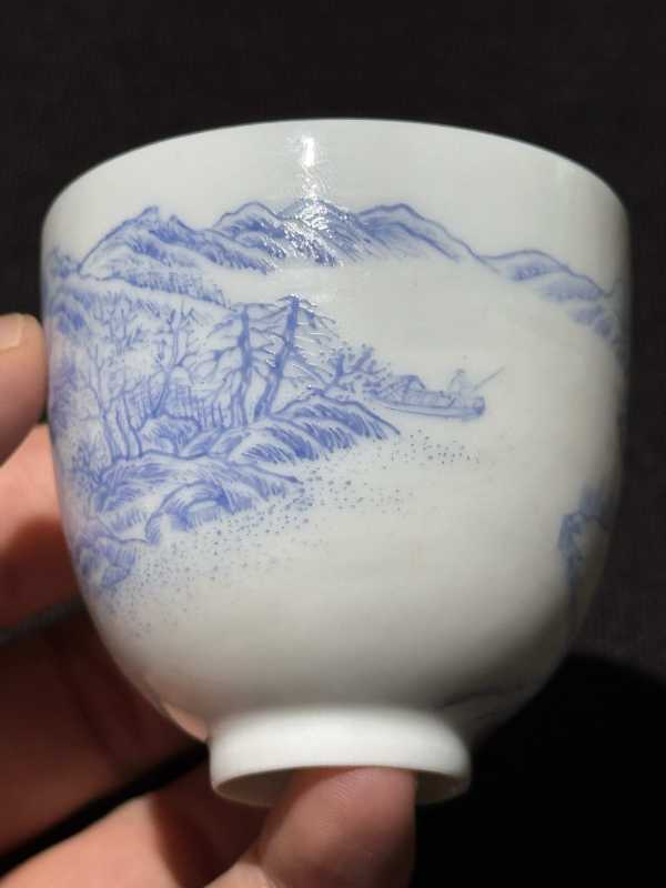 民国 蓝料彩湖山春色图杯 - 图8