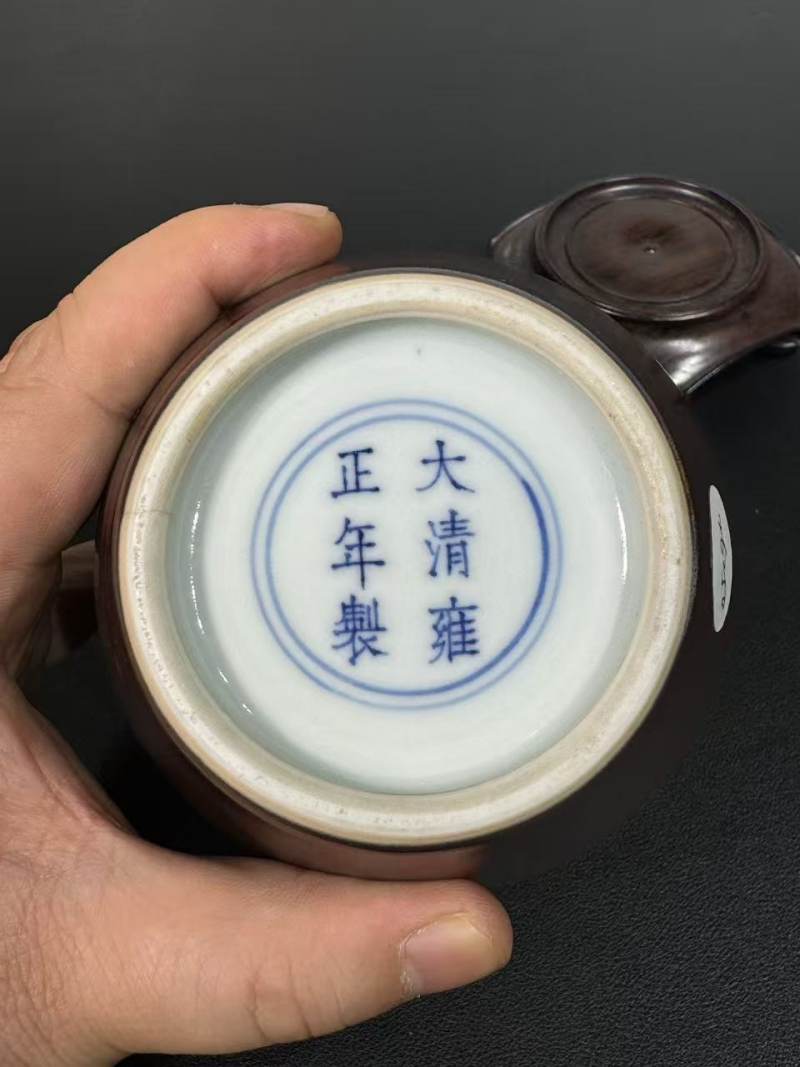 清雍正 霁红釉梅瓶 - 图8
