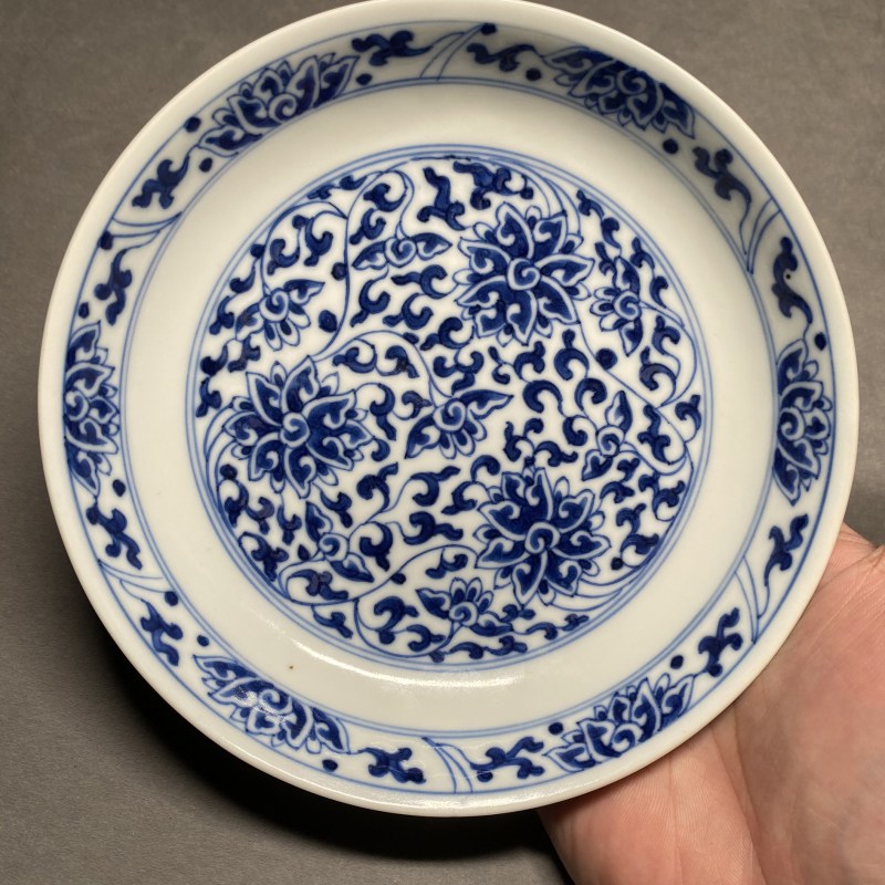 清咸丰 青花缠枝莲纹盘 - 图5