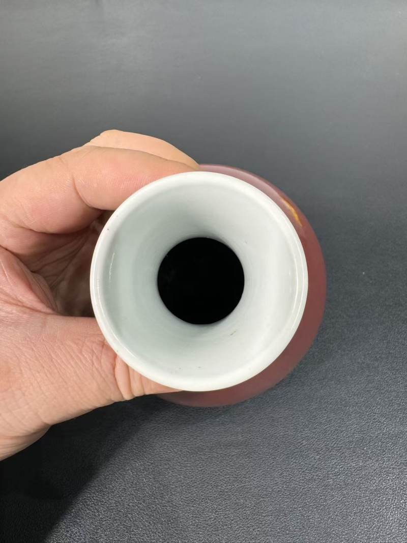 清乾隆 霁红釉荸荠瓶 - 图9