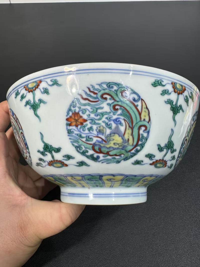 清康熙 斗彩团风纹碗 - 图2