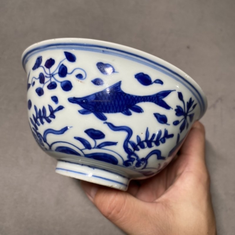 明万历 青花鱼藻纹碗一对 - 图12