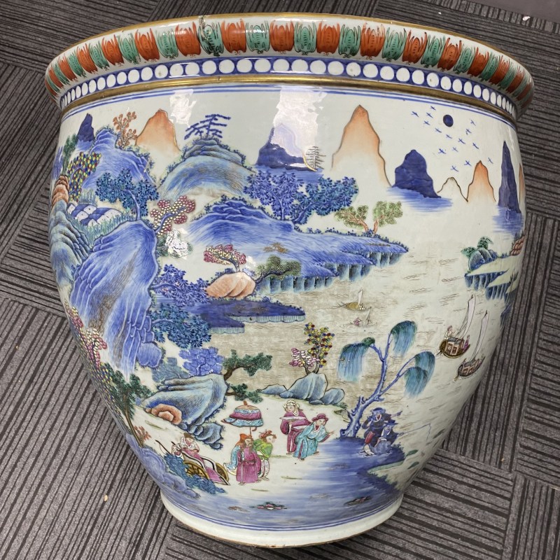 清中期 斗彩山水人物纹大卷缸 - 图12